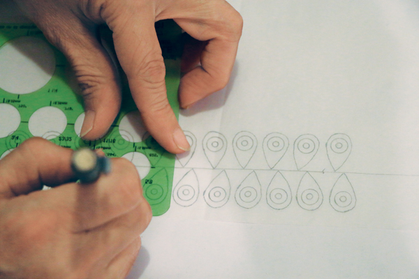 1 Prepare stencils of pattern designs on tracing paper using pencil.