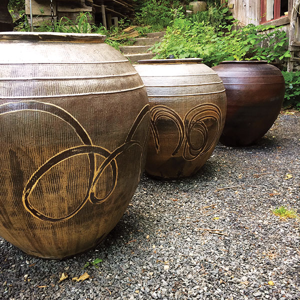 12 Michael Hunt’s large Onggi jars at Bandana Pottery studio, local clay, wood fired and reduction cooled, 2016. 