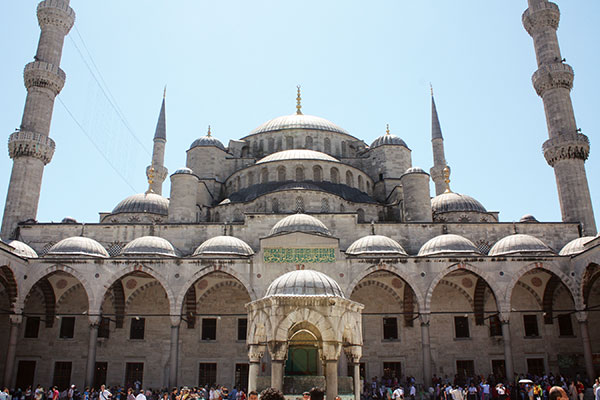 12 Blue Mosque, Istanbul, Turkey, 2014. 