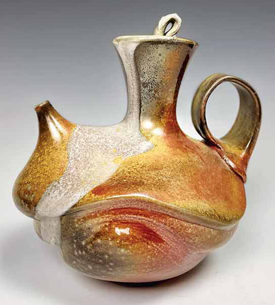 4 Richard Boehnke’s teapot, 7 in. (18 cm) in height, wood-fired stoneware. 