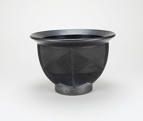 5 Bowl, 12¾ in. (32 cm) in diameter, stoneware, terra sigillata, raku fired.