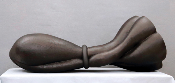 2 One Thing Then Another, 3 ft. 9 in. (1.2 m) in length, handbuilt Dixon sculpture clay, fired to cone 5 in oxidation, 2020.