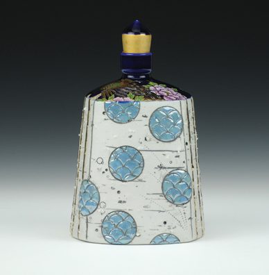 The Peacock and the Tortoise Decanter, 7¾ in. (20 cm) in height, wheel-thrown and altered porcelain, feldspar and molochite inclusions, underglaze, fired to cone 10 in reduction, lusters, open-stock decals, multiple cone 017 firings, 2016. Photo: Charlie Cummings Gallery.