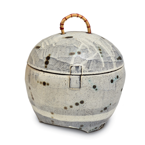 3 Robert Brady’s covered jar, 10½ in. (27 cm) in height, soda-fired stoneware, slip, stain, 2021.