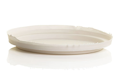 1 Zoe Preece’s Plate (In Reverence), 12 in. (31 cm) in diameter, porcelain, 2021.