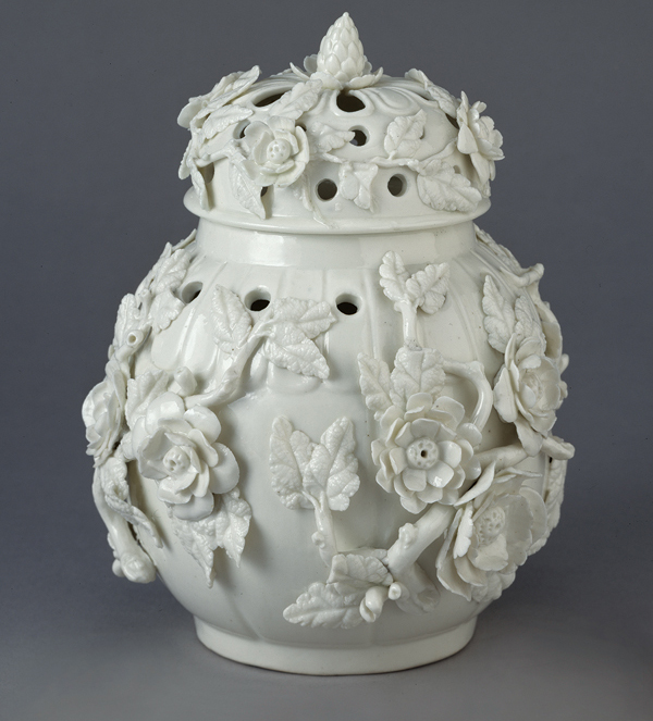 2 Saint-Cloud Porcelain Manufactory’s potpourri jar and cover, 7⅞ in. (20 cm) in height, soft-paste porcelain, 1730–1740. 