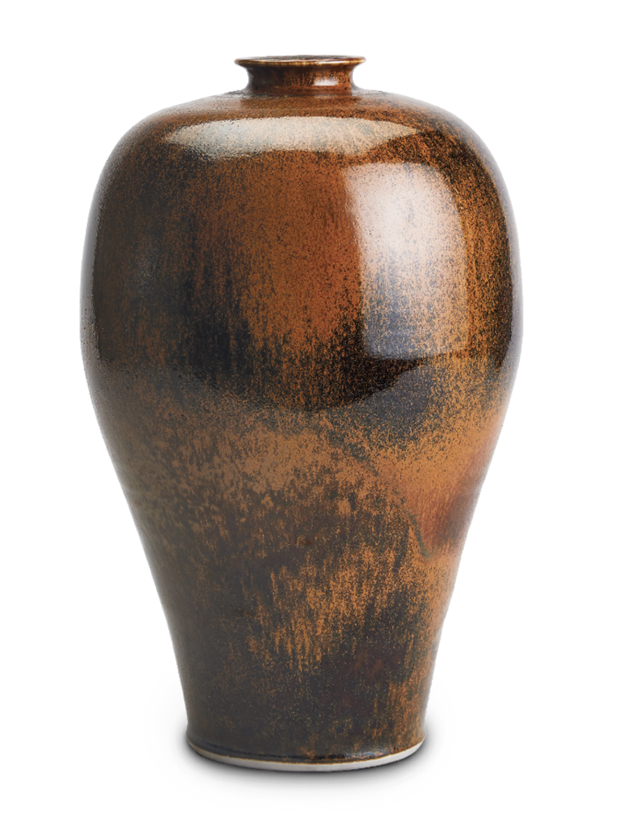 1 Brother Thomas Bezanson’s mei ping vase, 13¾ in. (35 cm) in height, porcelain, golden tenmoku glaze.