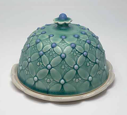 Tufted Butter Dish, 6 1/2 in. (17 cm) in diameter, white stoneware, 2021.