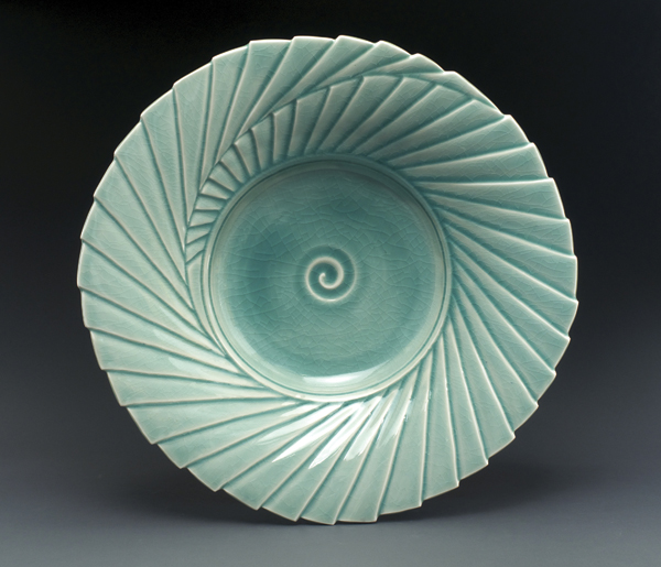8 Platter, 17 in. (43 cm) in diameter, porcelain, glaze, fired to cone 10 in reduction.