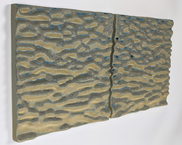 7 Sarah Heitmeyer’s Sand Pair, 24 in. (61 cm) in width, stoneware, glaze, 2021. 