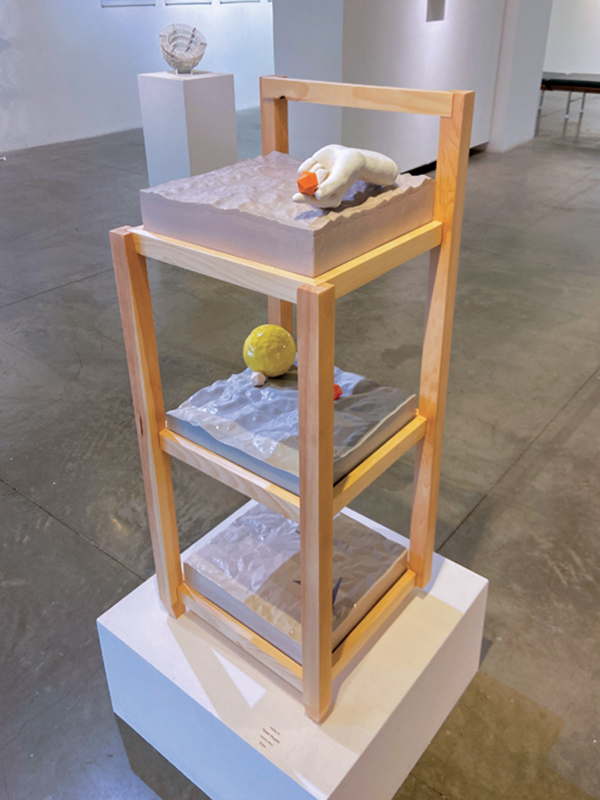 13 Audrey An’s Mobile Thoughts,  3 ft. 5 in. (1 m) in height, ceramics, wood, 2021. Photo: Andrew Castaneda.