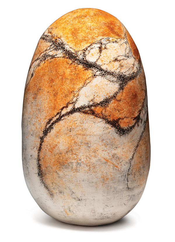 2 Kay Franz’ Pod 1, 21 in. (53 cm) in height, low-fired clay, terra sigillata, 2022. Photo: Taylor Dabney.