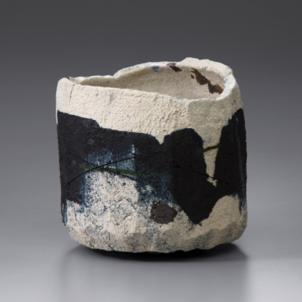 2 Ryū (soaring peaks, mountains upon mountains), 5½ in. (14 cm) in diameter, Yakinuki-type white raku teabowl, 2022. 