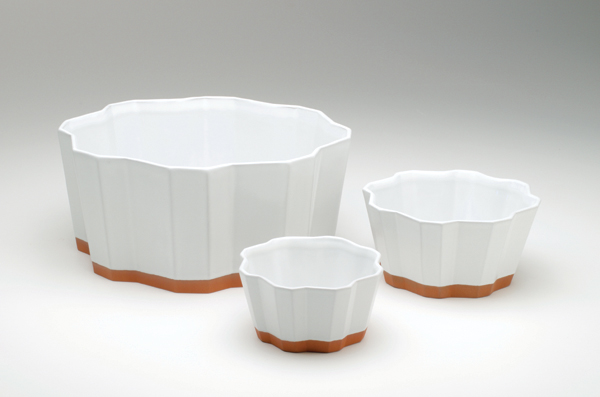 Tyler Lotz’ Tenet bowls, variable dimensions, red stoneware, 2014.