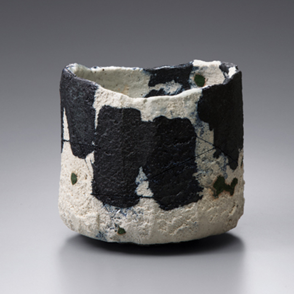 5 Kan (clarity) (Rocks series), 4¾ in. (12 cm) in height, Yakinuki-type white raku teabowl, 2022. 