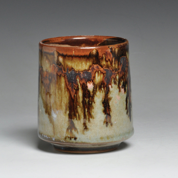 12 Moshe Hodges’ cup, 4 in. (10 cm) in height, white stoneware, fired to cone 10 in reduction, 2014. Photo: Dick Lehman.