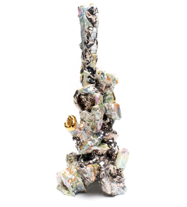 1 Andrew Casto’s Venere, 18 in. (46 cm) in height, porcelain, gold and white-gold luster, 2022.
