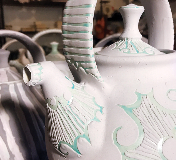 https://ceramicartsnetwork.org/images/default-source/backgrounds/removed-plug-cz_teapot-plug.jpg?Status=Master&sfvrsn=6c5e0f01_1