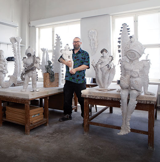 Image of Sakari Kannosto in his ceramic sculpture studio.