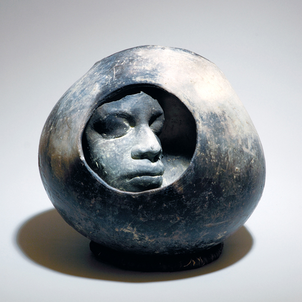 2 Shelter, 8 in. (20 cm) in height, pit-fired earthenware, 2006. Photo: Owen Murphy. 