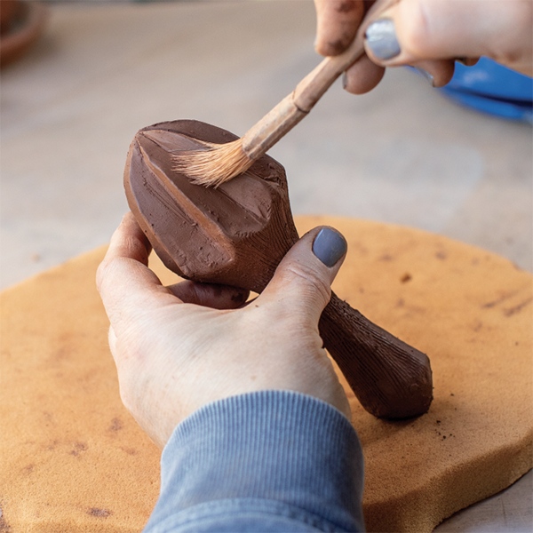 7 Clean up the attachment area as needed, then allow the reamer to dry on soft foam.