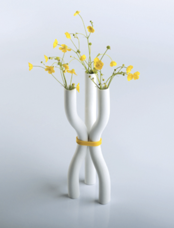 Troika, 10 in. (25 cm) in height, unglazed porcelain, silicone O-rings, designed by Marek Cecula for Sebastian Zimmer, produced by Cmielów Design Studio, 2014. Photo: Sebastian Zimmer.