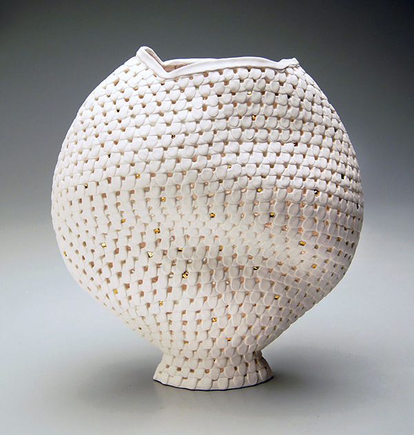 7 Soft Moon Jar, 13½ in. (35 cm) in height, handbuilt porcelain, fired to cone 6 in oxidation, gold luster, fired to cone 018, 2019.