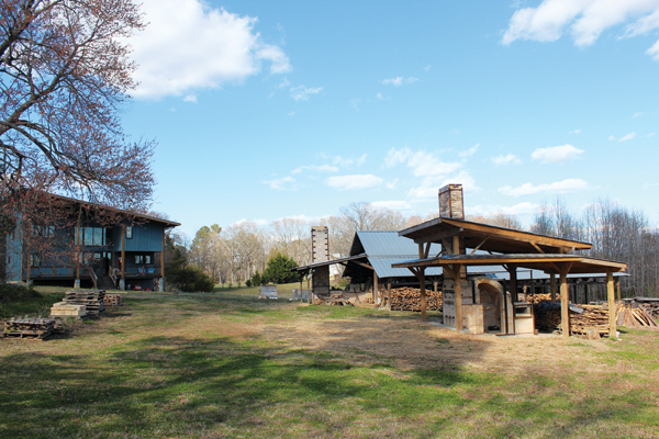 10 Studio Touya from left to right: House (and studio), anagama (in background), small wood kiln, (foreground).