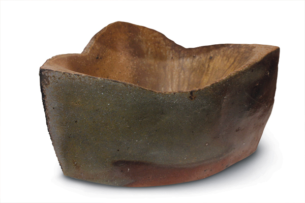 6 Tim Rowan’s woodfired bowl.