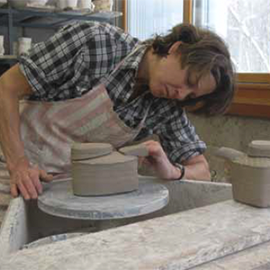 Working Potter: Linda Christianson, Lindstrom, Minnesota