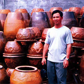 Contemporary Vietnamese Ceramics by Melina Maack