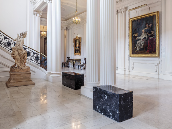 5 this must be the place (installation view), The Huntington Art Museum. © Edmund de Waal, 2025.