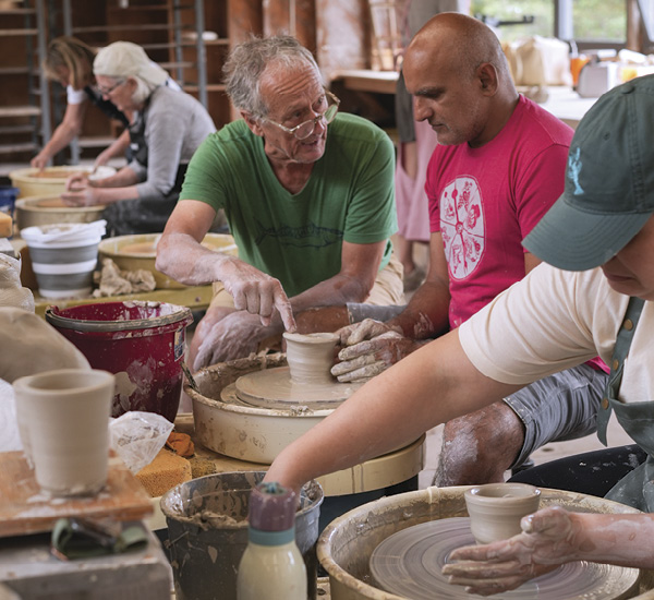 4 Square ONE Ceramics instructor Frank Pitcher, 2025. Photo: Dan Rajter. Courtesy of Haystack Mountain School of Crafts.