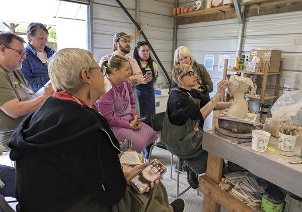 7 Kirsten Stingle demoing part of a bust in her 2025 workshop, “Manifesting Your Story.” Double Island Studio, Green Mountain, North Carolina (www.doubleislandstudio.com).