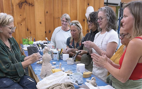 10 Michelle Gregor and participants at her 2025 workshop. Blackberry Hill Art Center, Orford, New Hampshire (blackberryhillartcenter.com).