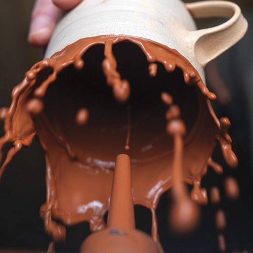 Quick Tip: Syringe Glaze Fountain by Chris Penny article thumbnail