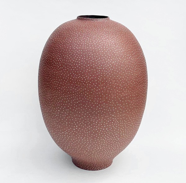 Kantha Moon Jar, 24 in. (61 cm) in height, stoneware, glaze dots, 2022.