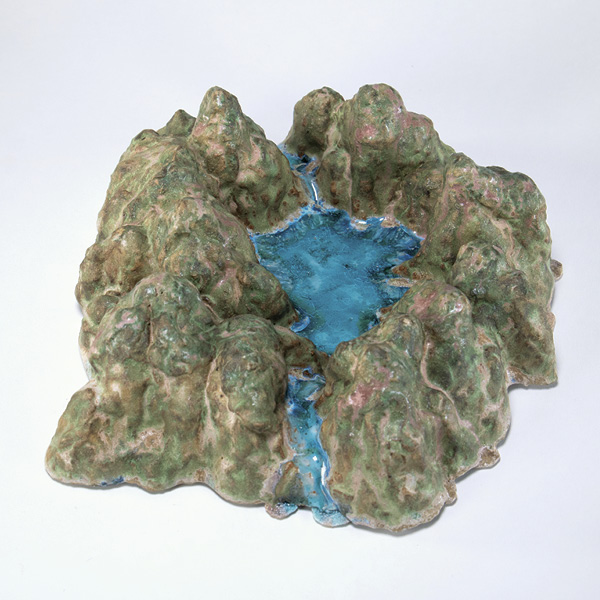 1 Liisa Nelson’s Mountains and Water, 18 in. (45.7 cm) in length, stoneware, 2024.