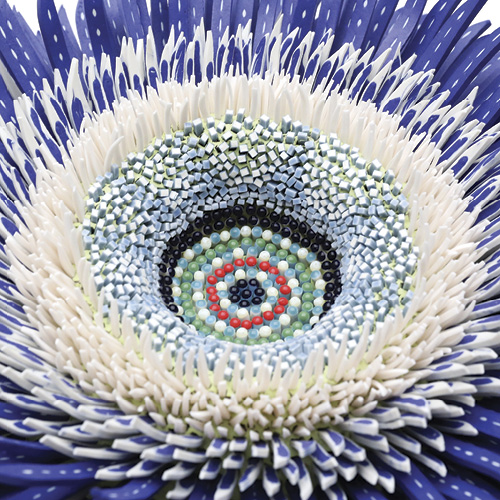 Zemer Peled: Dancing with Porcelain by D Wood article thumbnail