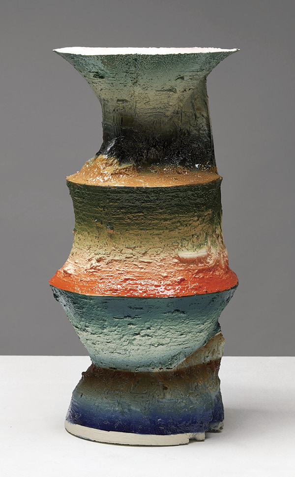 4 Johannes Nagel’s Silhouette #71, 21½ in. (55 cm) in height, porcelain, 2024.