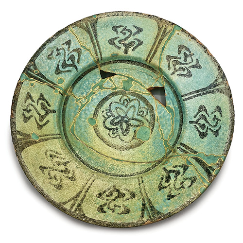 Naoko Fukumaru: Re-imagining Gold Repair by Stephanie Arnold article thumbnail