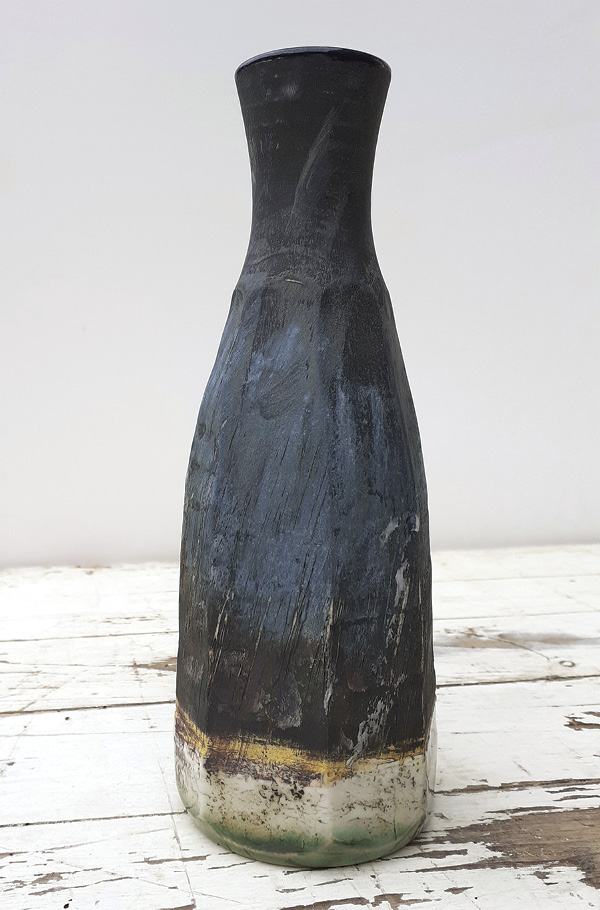 8 Landlines Bud Vase, 7 in. (18 cm) in height, Scarva Earthstone ES5 stoneware clay, 2021.