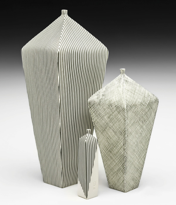 1 Justine Allison’s vessels, to 8 in. (20.3 cm) in height, handbuilt porcelain. Photo: Lauren Kemp.