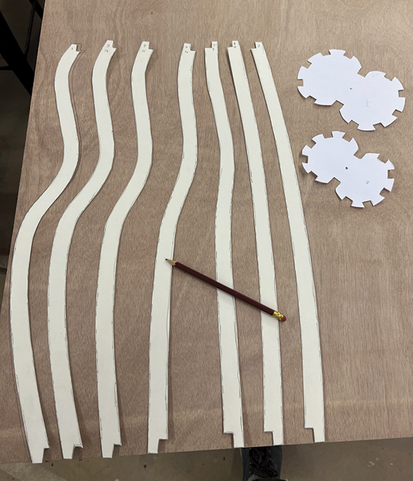 2 Create paper templates for the interior structural design.