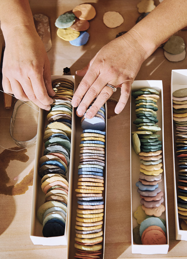 1 Test tiles of pigmented clay allow for color relationship exploration.