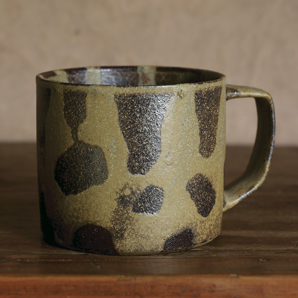 3 Matias Braun’s Moth Series mug, 3¼ in. (8.3 cm) in height, local wild clay, Lajas Glaze, 2023.