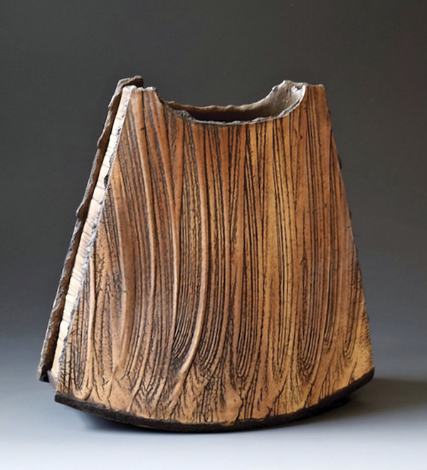 9 Kohiki vase, 12½ in. (30.5 cm) in width, stoneware, Kohiki slip, wood fired.