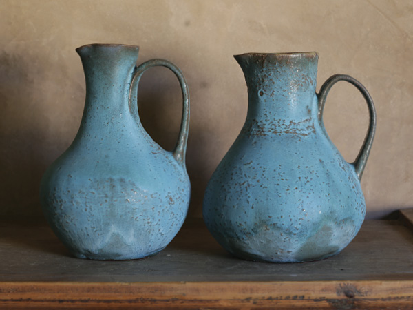 2 Water pitchers, 7½ in. (19 cm) in height, local wild clay, commercial-material glaze, 2023.