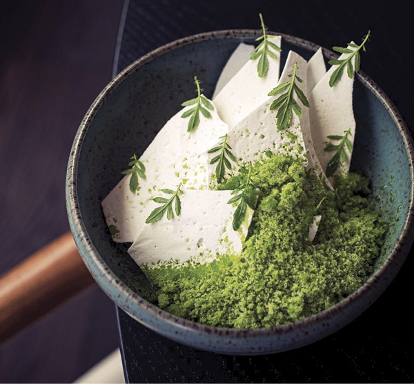 7 Jun Rhee's Plate, red-brown stoneware, cobalt and chrome semi-matte glaze, fired in reduction to cone 10 in a gas kiln. Work in use at Mana, a one Michelin star restaurant, in Manchester, UK. Photo: Mana.