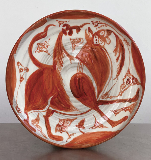 5 Luster horse-lion, 10 in. (25 cm) in diameter, fired to cone 10 in an electric kiln. Photo: Asa Mader. Inspired by a 12th-century Fatimid Period bowl, Syria or Egypt, from the collection of Phoenix Ancient Art.